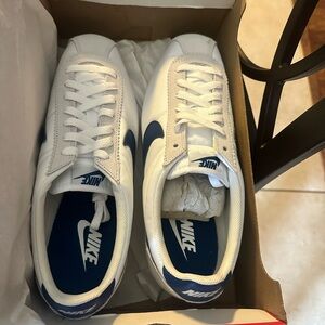 brand new nike classic cortez nylon size 10.5